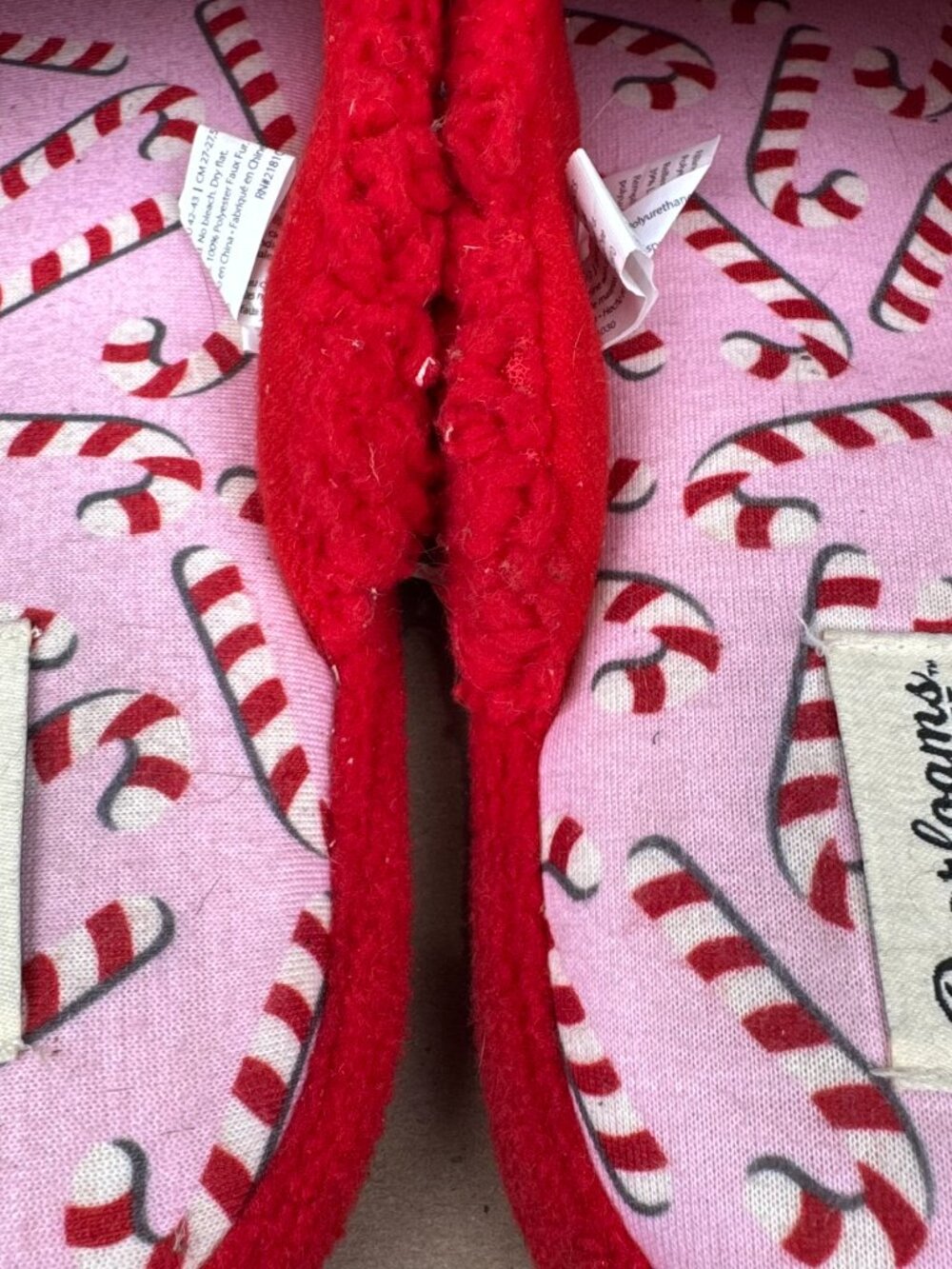 Dearfoams Mama Claus Slippers Men's Women's Xl 11-12 Red Sherpa Christmas Candy View 3